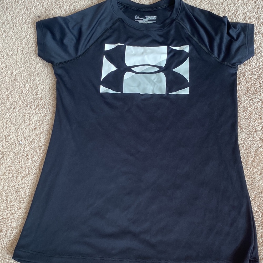 Under Armour Girls Shirt